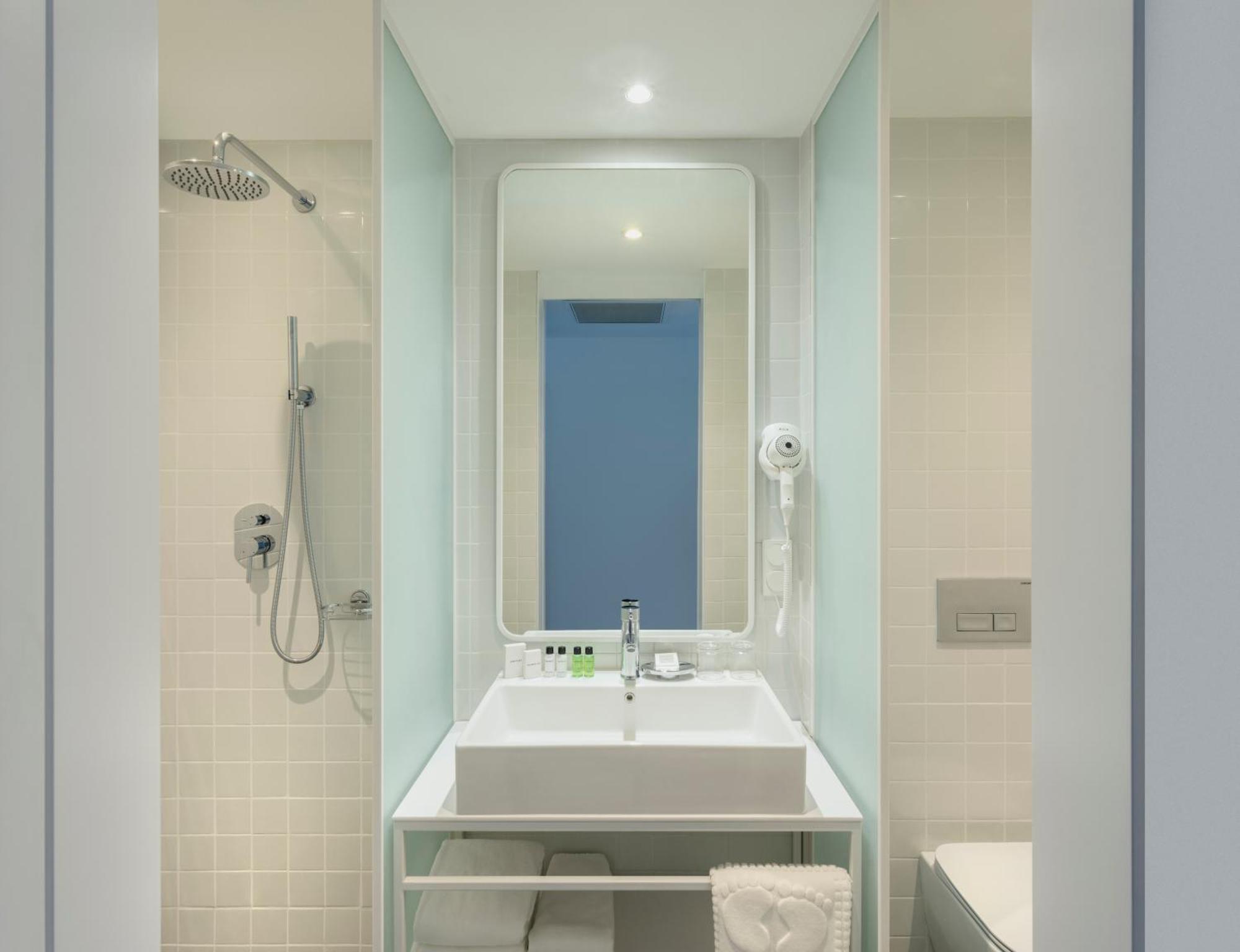 Golden Tulip Design Tbilisi Hotel Cameră foto